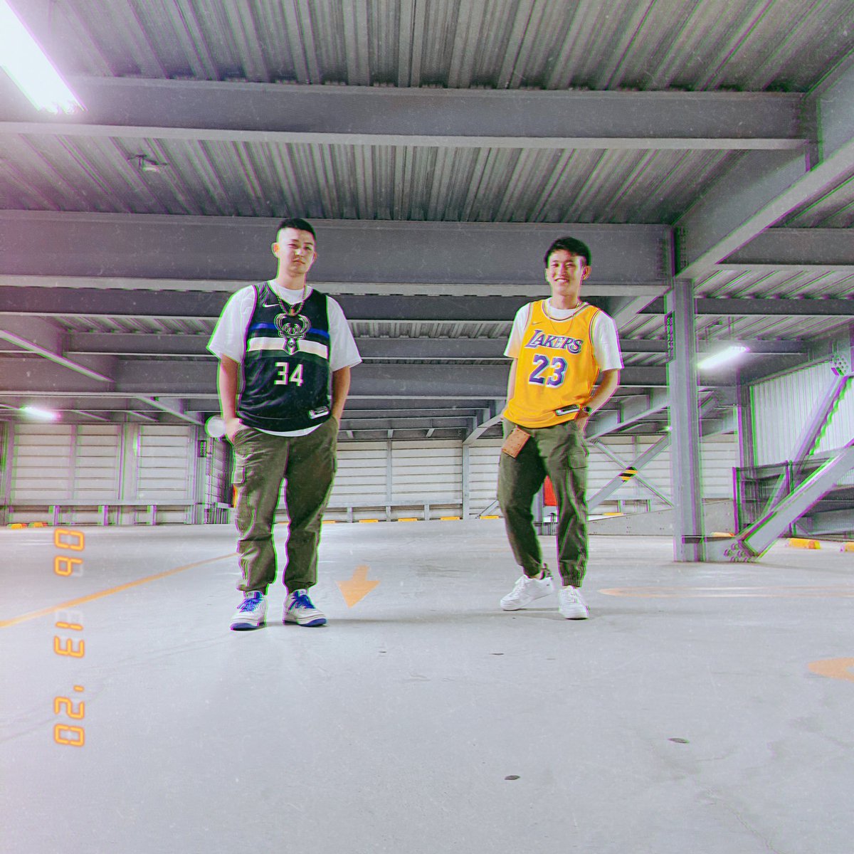 Re1ji_2's tweet photo. with American boy🍔🍟🍕🥓🌭🇺🇸🏈 https://t.co/kEtffpFEXI