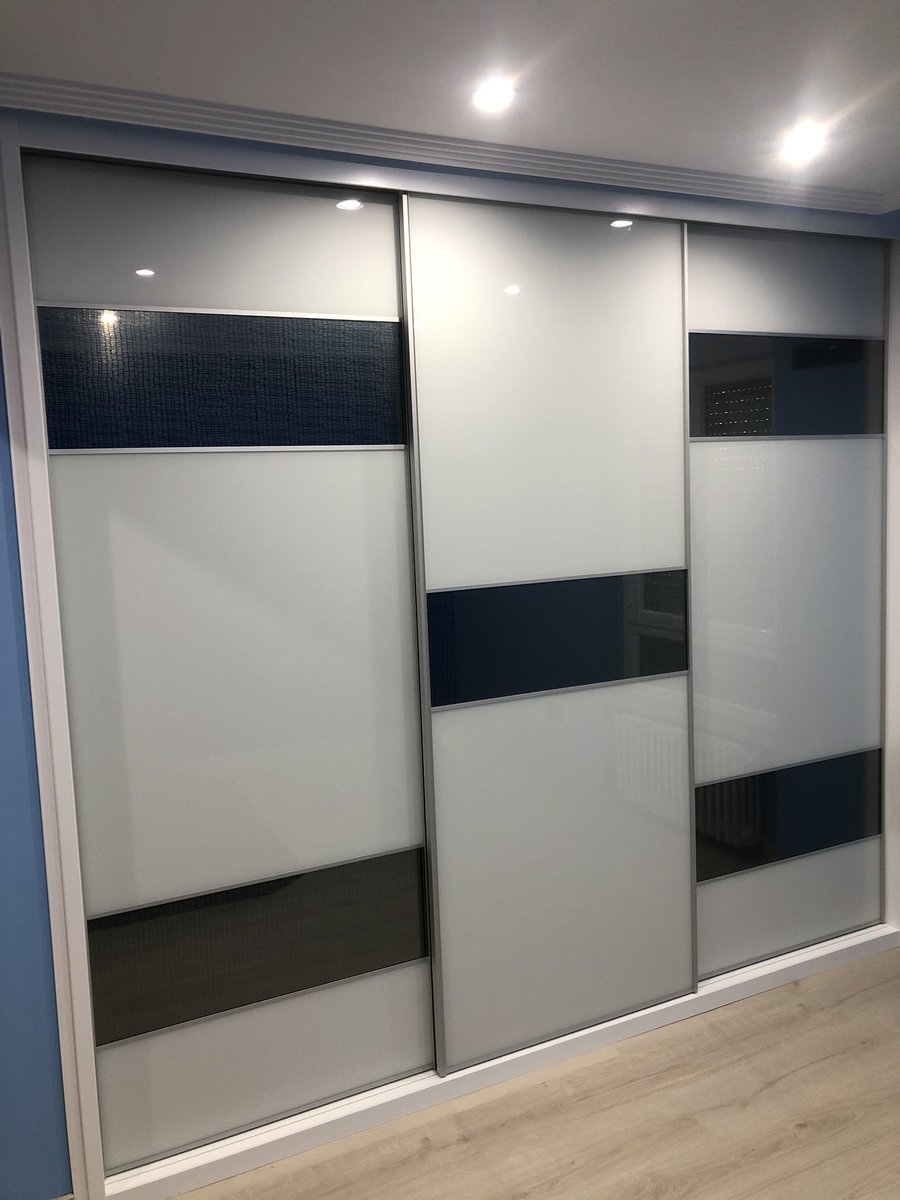 bysetdecoracion's tweet photo. En Byset te asesoramos para poder realizar el proyecto de armarios a medida, tal y como necesites.
Adaptamos los diseños a cualquier espacio.
#bysetdecoracion #armariosempotrados # decoracion #hogar #amedida #muebles #armarios #diseñodeinteriores #design https://t.co/DoO78Ir1K7