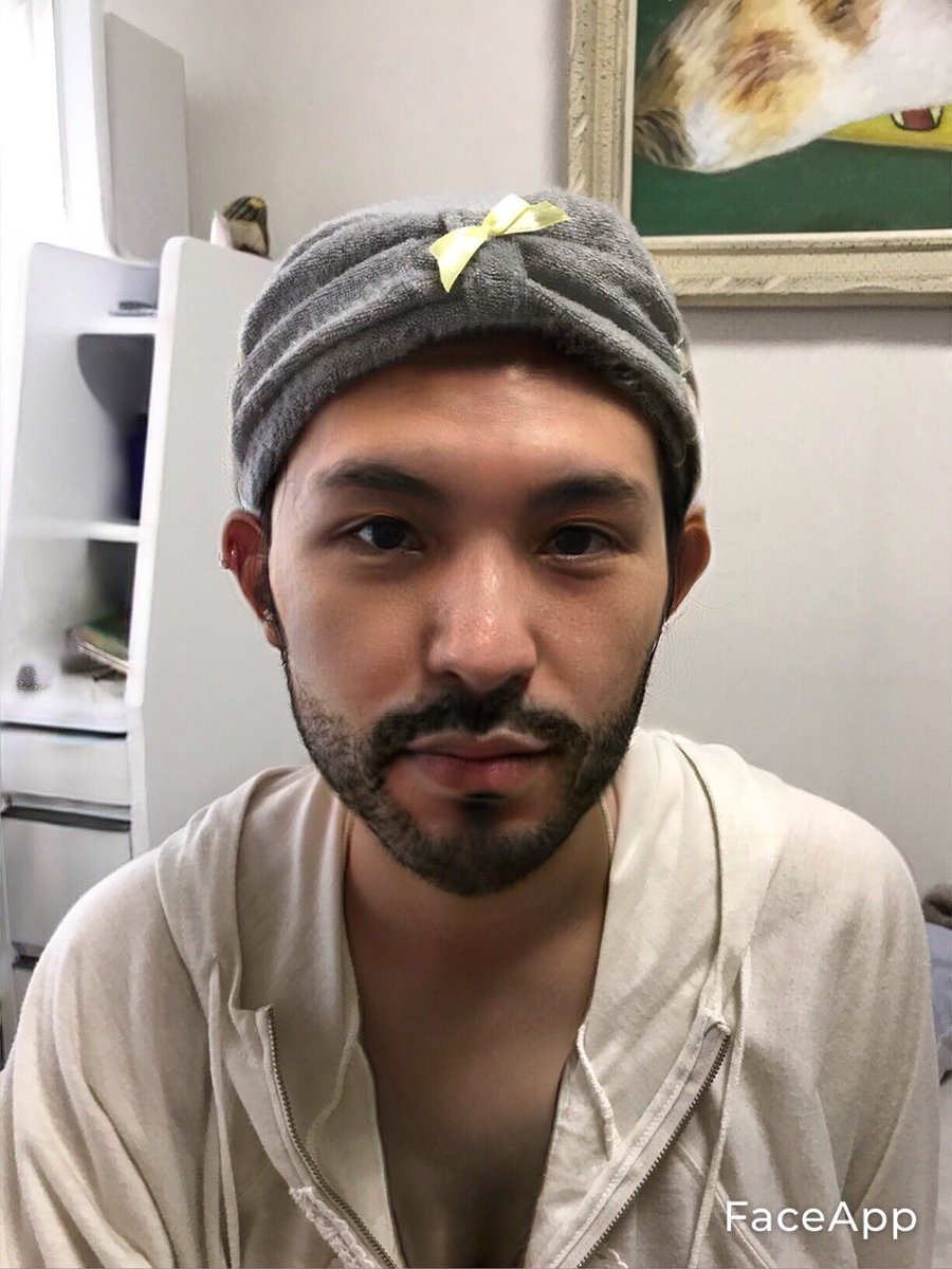 麻々花 森藤麻々花 على تويتر ムスメはアラブの ちょっとした富豪のムスコのようになった なかなかのイケメンではないか イケメン イケメンアラブ人 男性化 Faceapp