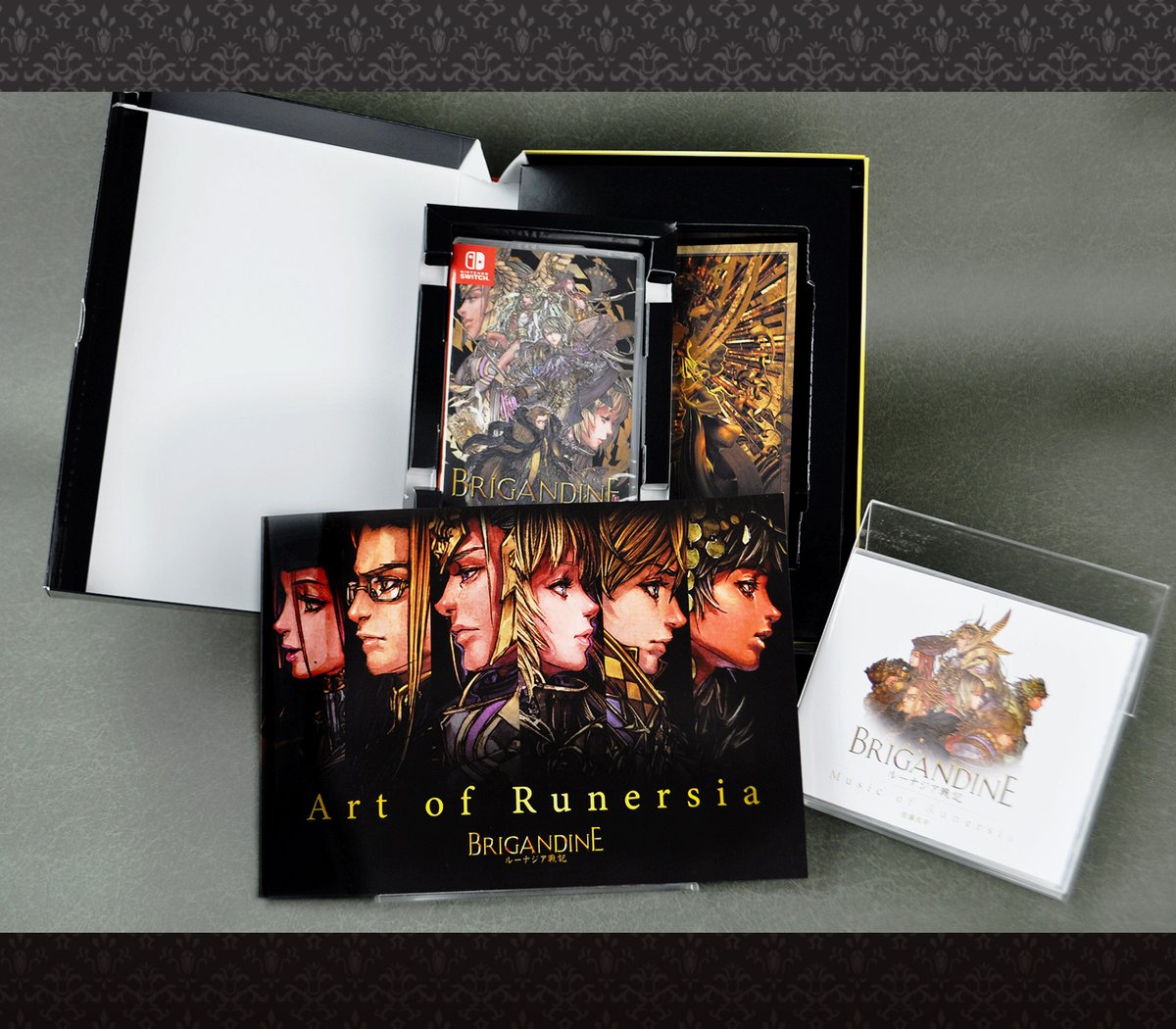 公式 ブリガンダイン ルーナジア戦記 Limited Edition紹介 公式ガイドブック Tactics Of Runersia ゲーム攻略本文化を愛する電撃ゲーム書籍編集部さんと開発チームによるb6サイズ 100ページの攻略ガイド 騎士やモンスターのデータ