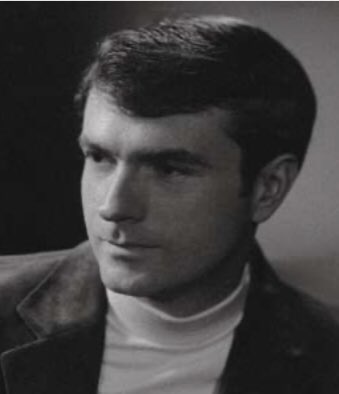 18. Bill ThomIn 1971 Thom formed Lambda Legal, a civil rights org that focuses on LGBTQ+ communities + people living with HIV/AIDS through impact litigation, education, and public policy. The org has been influential on some of the biggest LGBTQ+ court cases in recent history.