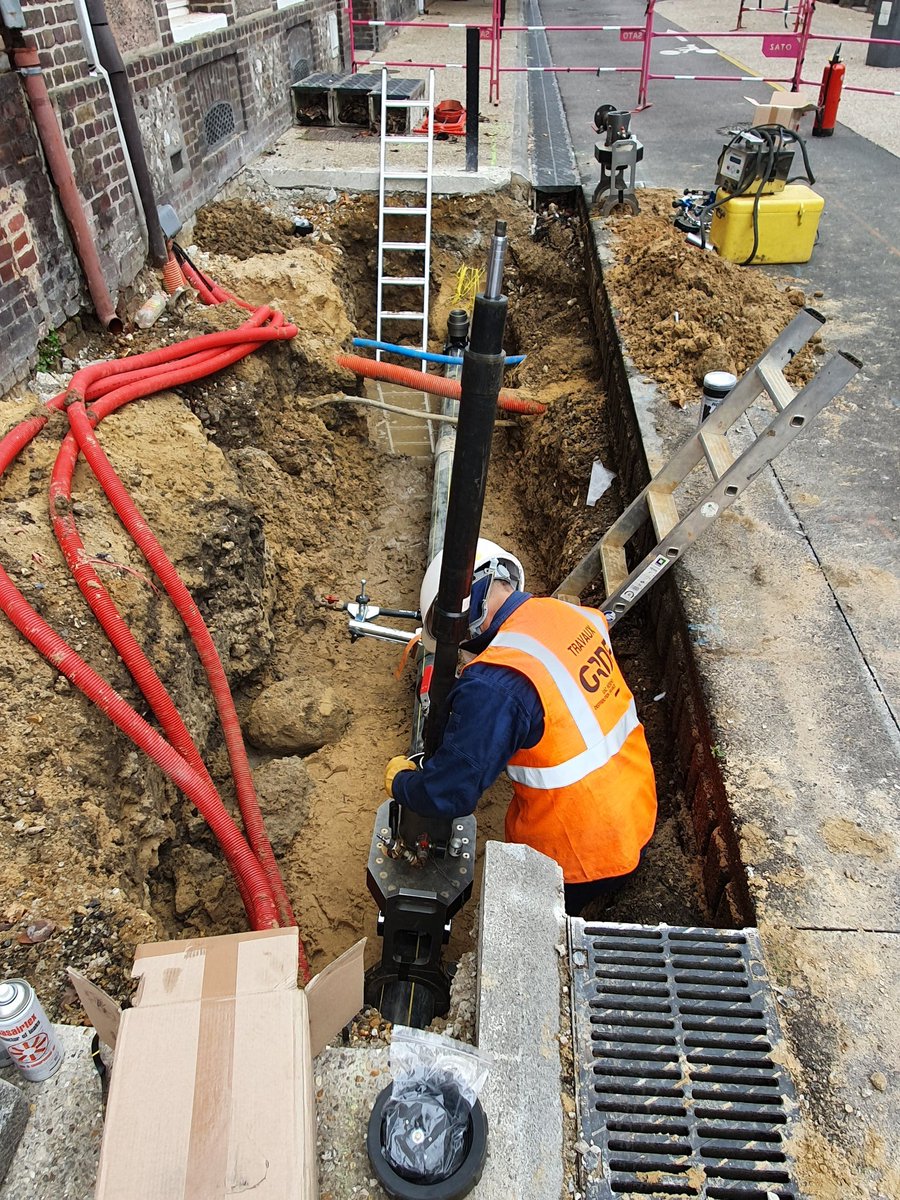 Alexandre tweet media