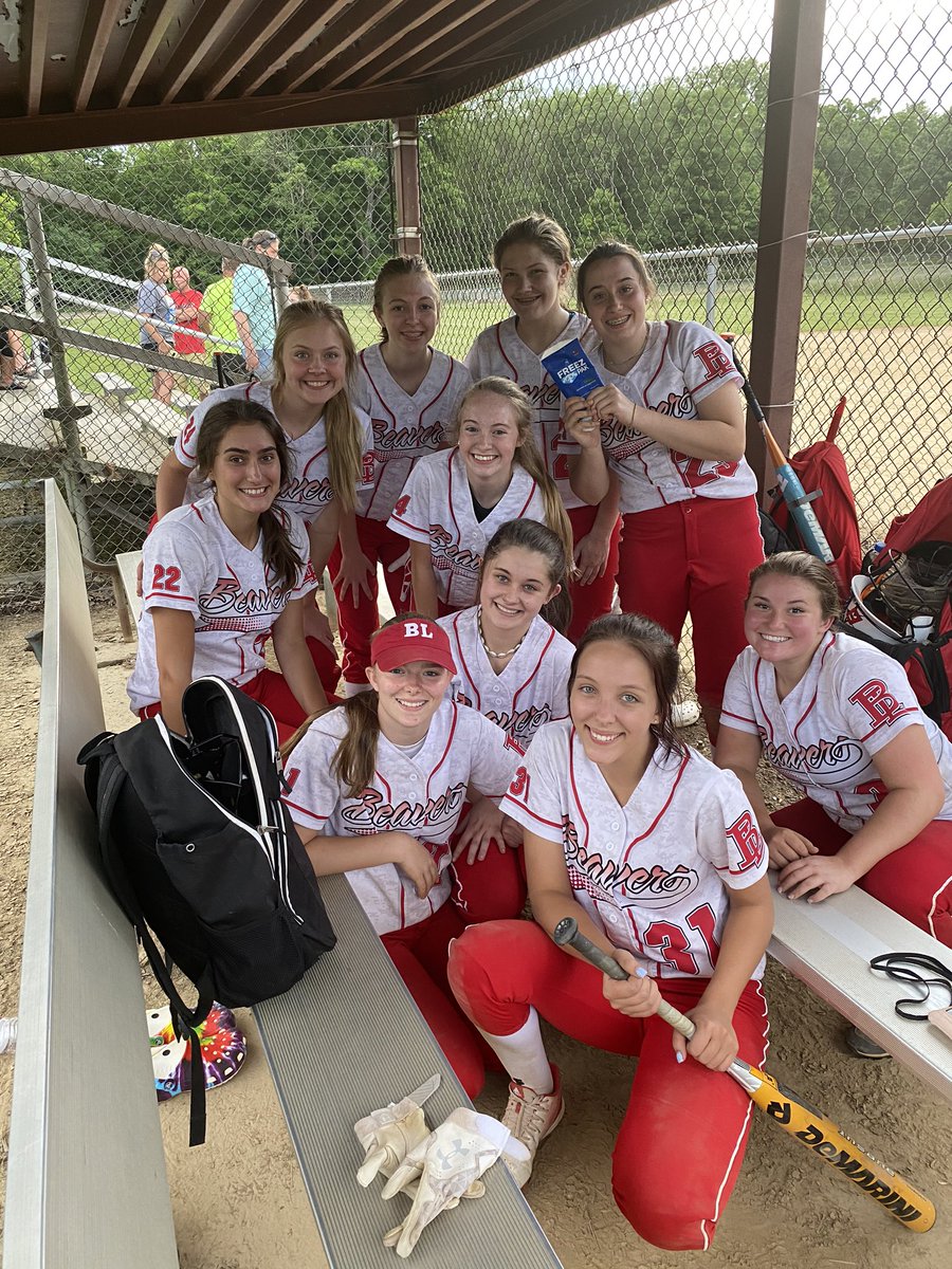 Corona couldn’t keep the Beavers off the field all of 2020. Great to see these smiling faces after their first win of the year vs. Salem ❤️🥎 #GoBeavers