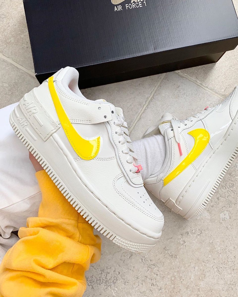 air max plus white pink yellow