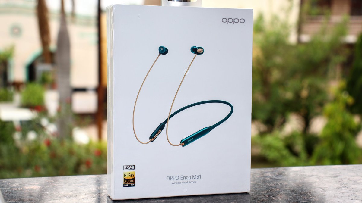 Package has arrived!Kinda late but after so much hype around this gadget, I finally bought it last week and it arrived today.Will share my experiences.Do follow this thread for more shots and review. #OPPO #OPPOENCOM31