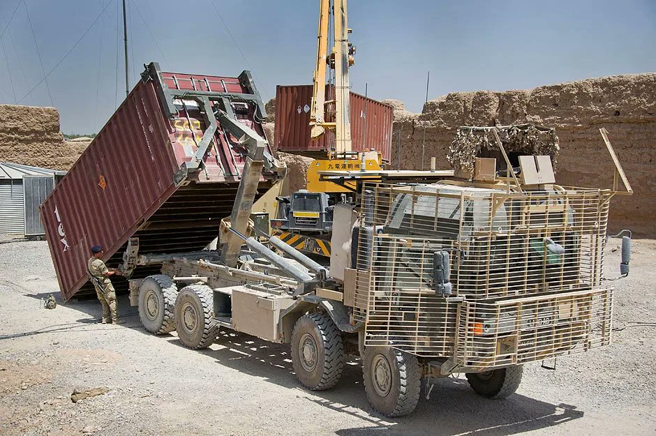 Not only armour but Combat Logistics Joint Regiments may have utility? Similar (baseline) equipment like  @mantruckbusuk SV the  share as do many others.  @RLCCorpsSM  @RHQ_The_RLC  @TheRLCThinkers