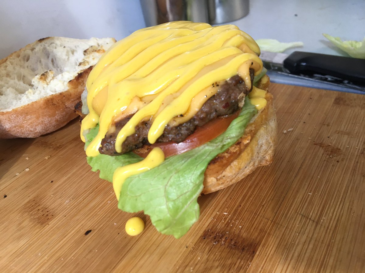 MFoodbar's tweet photo. Daily dose🔥🔥 https://t.co/ZLh12bsBKh