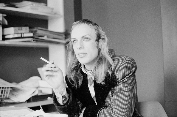 Factual_America's tweet photo. English musician @brianeno sits on the board of the @longnow foundation alongside @stewartbrand and is contributing 24 original songs to the upcoming @StewartBrandDoc. 

Link to podcast in profile

(Photo by Michael Putland/Getty Images)

#weareasgods #10000yearclock https://t.co/0J70k8xMF0