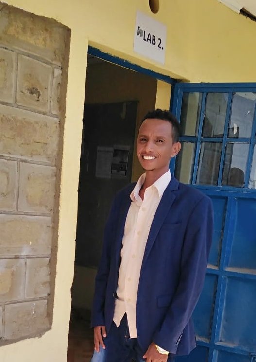 GshapersKakuma's tweet photo. Mr. Hussein Jillo #Shaper @GshapersKakuma has been selected to read a speech on behalf of #Refugees in #Kenya. This is the third consecutive year #Shapers are representing the voices of nearly 200K #Refugees in kakuma. #WorldRefugeeDay @UNHCR_Kenya @GlobalShapers @abdullahialim https://t.co/yNeutIMvpy