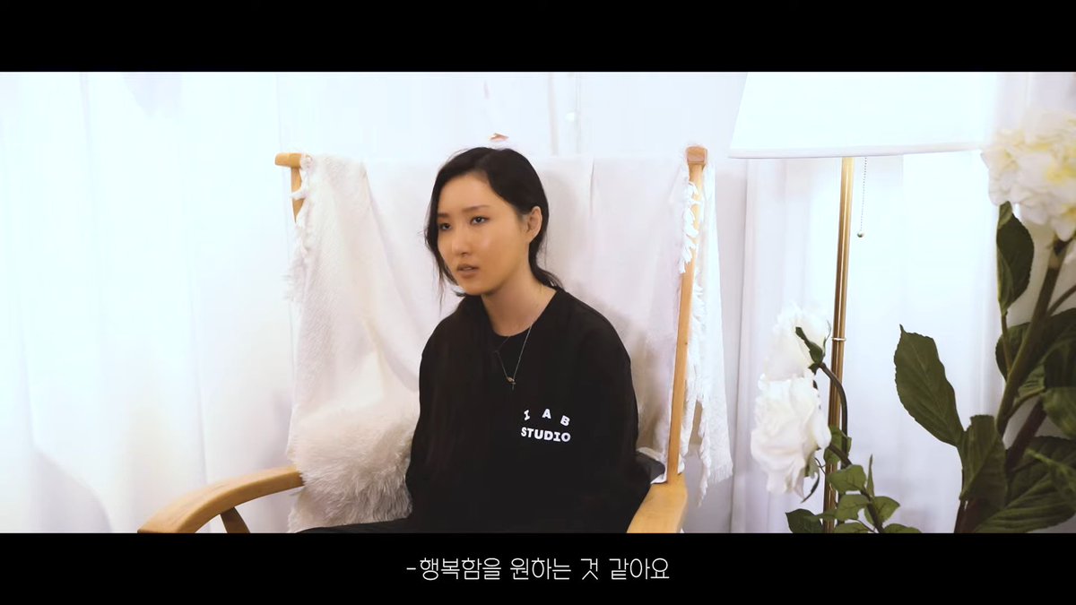 Your personal life goals as ahn hyejin?Hyejin: I think I only have one goal (...) like everybody else, we all want happiness. It's what I've been searching for all along coming thus far.