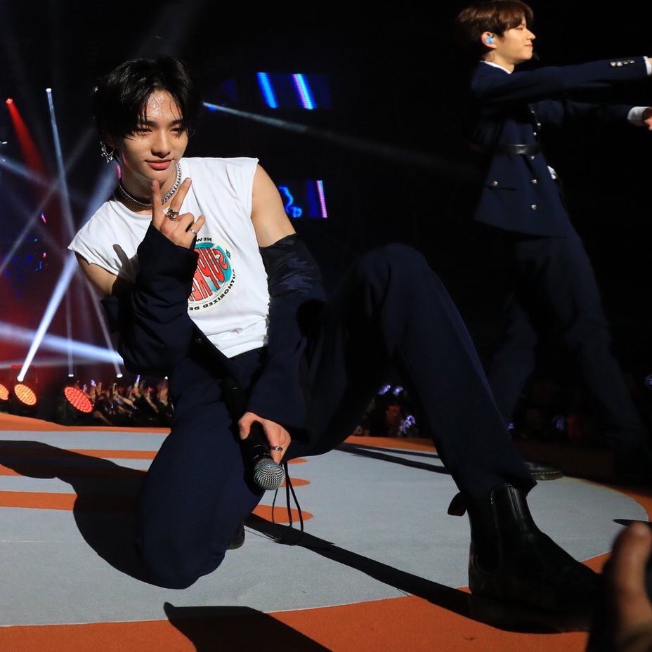 i luv him im gonna cry