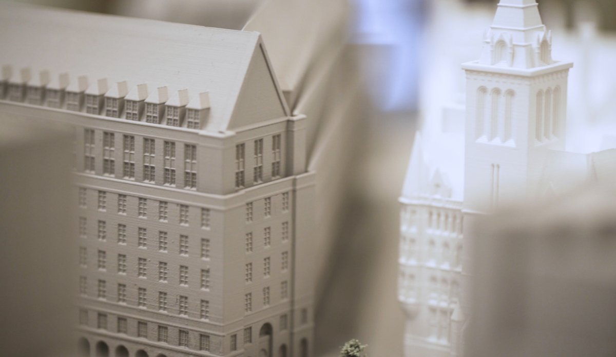 Achieve incredible detail and accuracy with SLA printing. Learn more >> ow.ly/9TMU30pIp2k

#3Dmodel #3Ddesign #3Dtech #3Dmodeling #tech #technology #creative #design #3Dprint #3Dprinter #architect #architecture #construction