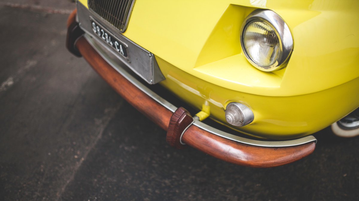 aut0mob's tweet photo. #FiatFriday 
This fabulous little beach car is the #Fissore Marinella based on a German licensed #Fiat, the Fiat-Neckar 600 #Multipla
Check out the rear facing semi-circular bench seat in the back and wood effect bumpers and trim! 🏖️

📸Mathieu Bonnevie https://t.co/EMNT81RwLu