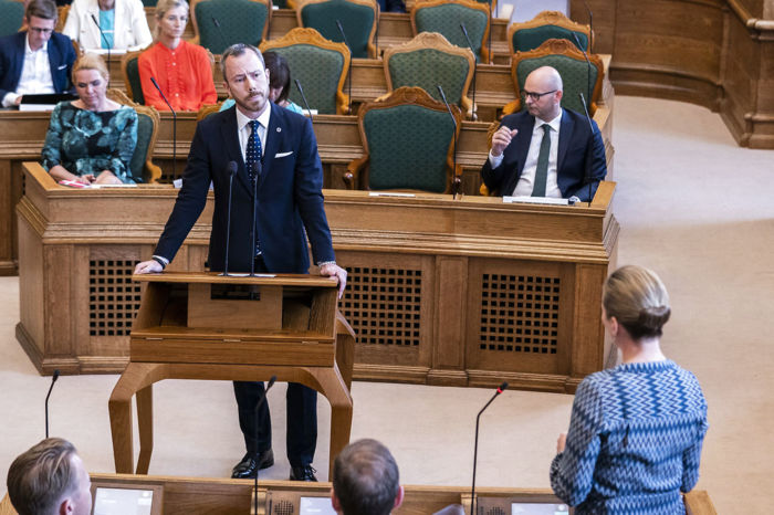 Leder: Mette F og »Sparebanden« har ret: EUs hjælpepakke uden modkrav er kortsigtet, skriver @mkrasnik

weekendavisen.dk/2020-25/samfun…