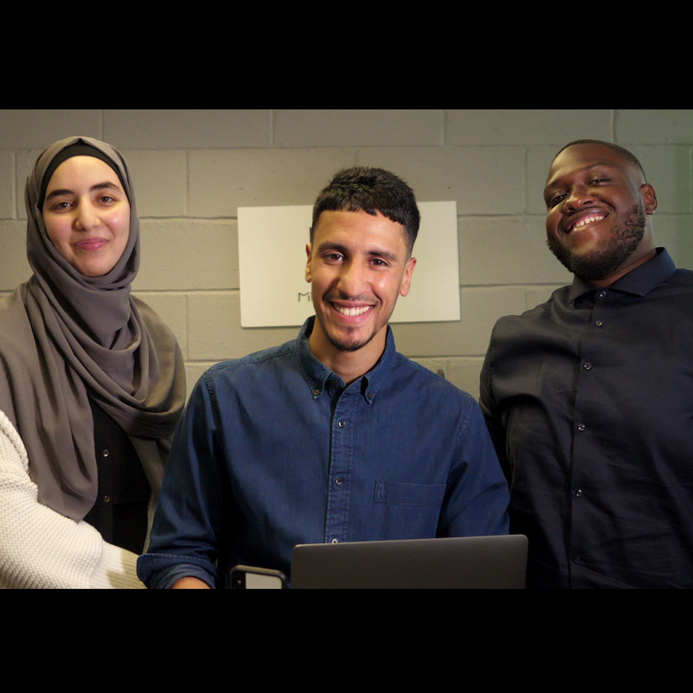 MakagencyIO's tweet photo. Derrière Phoneside c'est toute une équipe de passionnée !
Big up à la team Makagency ! 💪
Nous sommes en pleine campagne de financement participatif, nous avons besoin de votre aide pour atteindre notre objectif🎯
Le lien de la campagne: https://t.co/bE6AhhlCGl
#equipe #team https://t.co/htgbwrOfX3