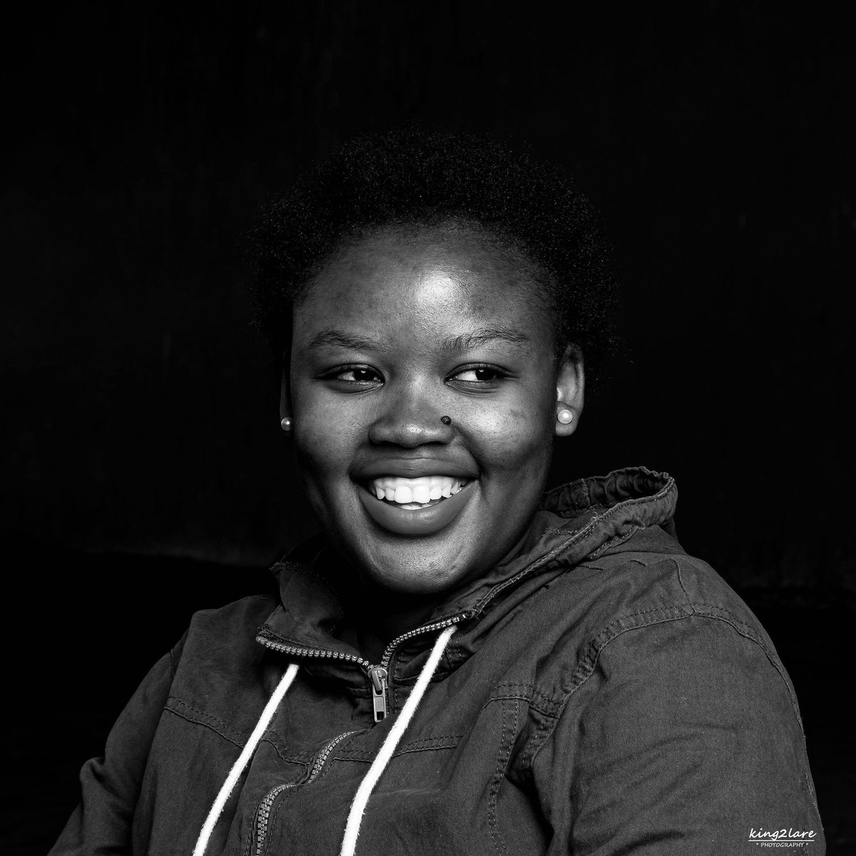 king2lare's tweet photo. 🌋🔥🚀🚀 BLACK⚫ &amp; WHITE ⚪ #beauty #canon  #photography #king2larephotography #polokwanephotography #polokwanephotographer #godox #godoxad600pro #lightphotography #lightshapper #lightroom #photoshop #closeupphotography https://t.co/ejZ2Xsgh2b
