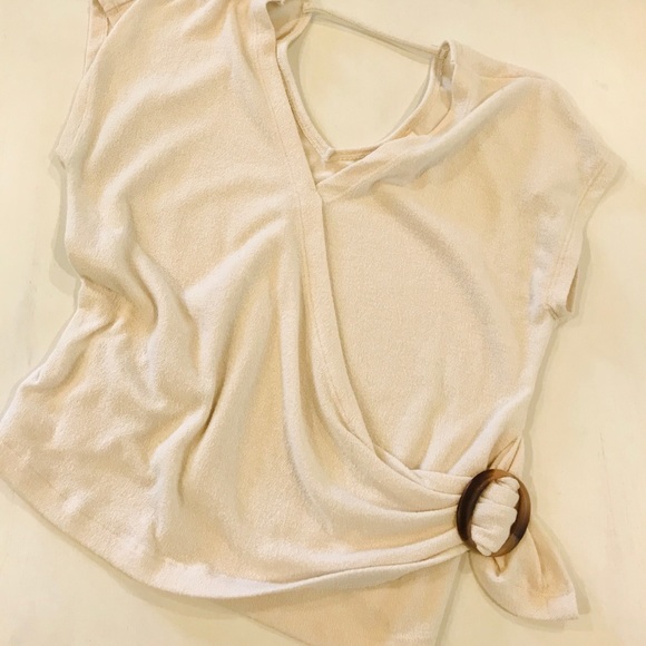blissresale's tweet photo. So good I had to share! Check out all the items I'm loving on @Poshmarkapp #poshmark #fashion #style #shopmycloset #monteau #harper #freepeople: https://t.co/Y3F0IUHJBS https://t.co/qxJBI60mo0