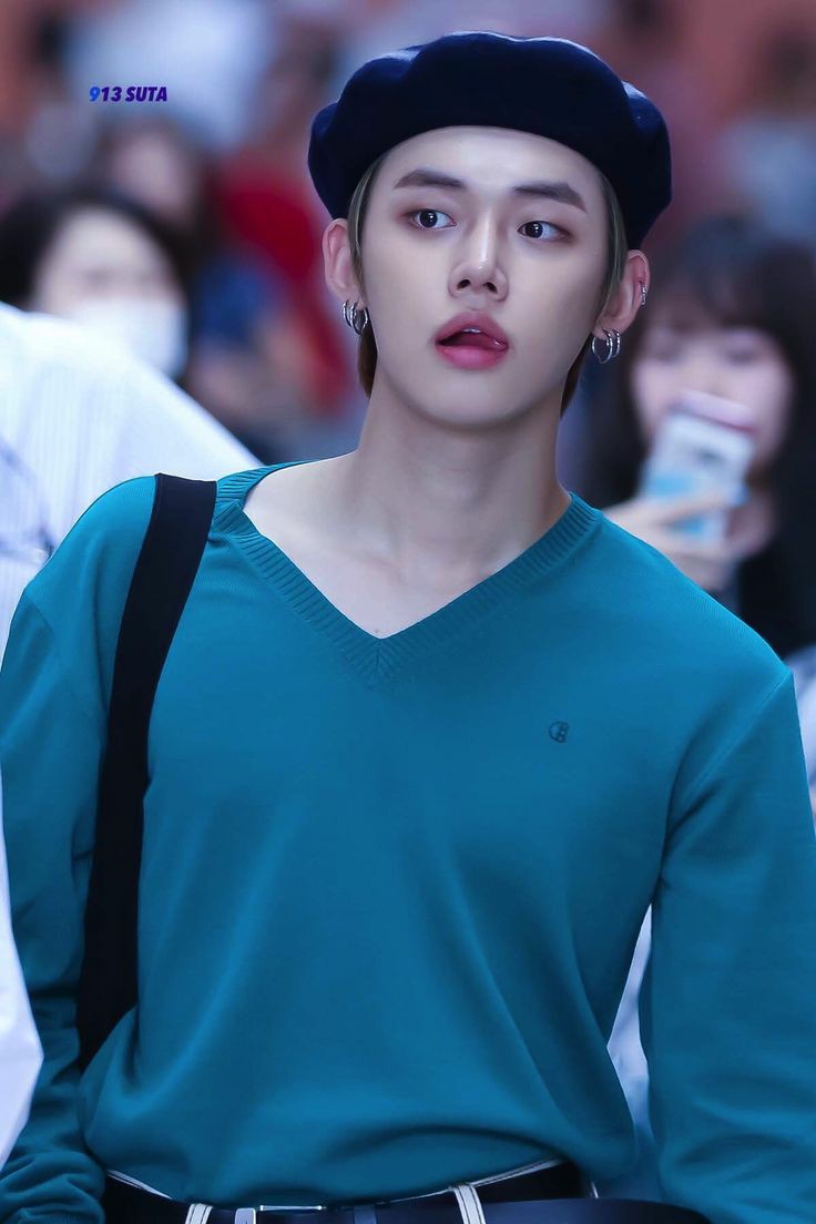 Yeonjun in beret--a thread