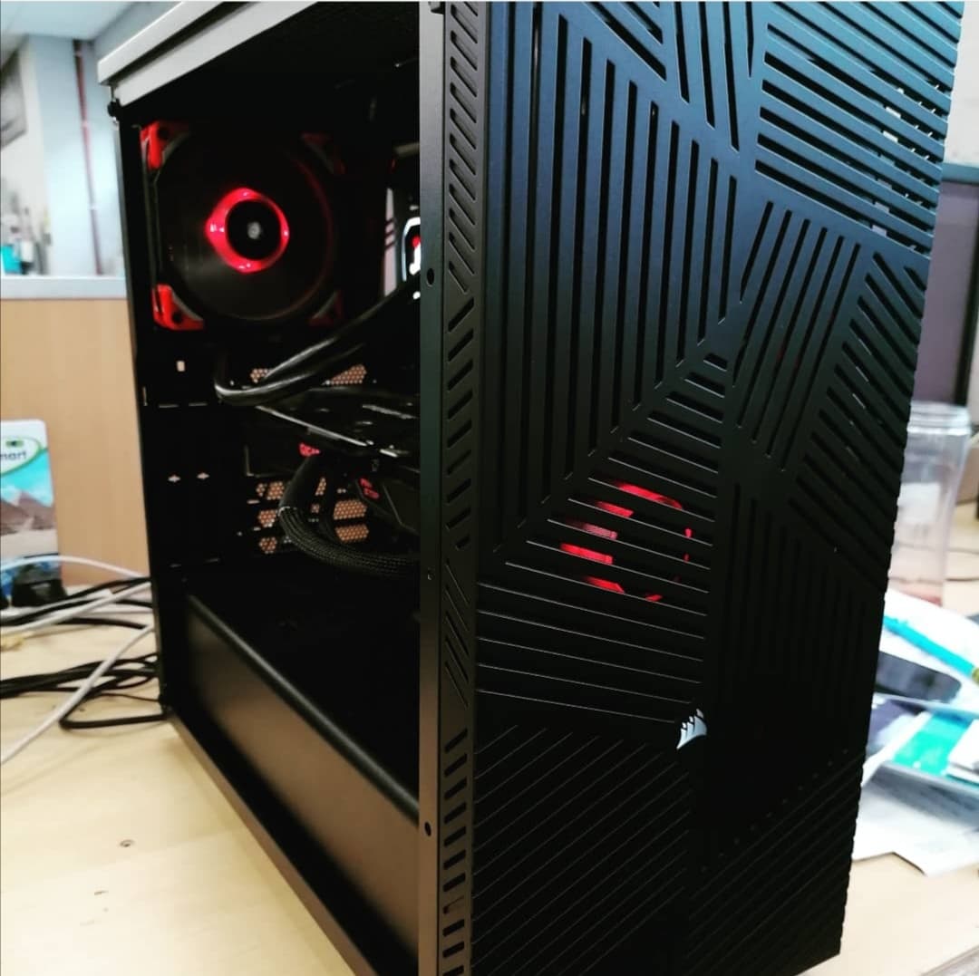 EverythingP3's tweet photo. Nice little gaming rig that we have built this morning. All set and ready for collection. Any questions / new parts / help required- please contact us! 

Call Us - 01282 42 40 41
Email Us - info@p3computers.com
Message Us - Facebook + Instagram + Twitter

Stay Safe ❣️ Team P3 https://t.co/eVLwX05odh