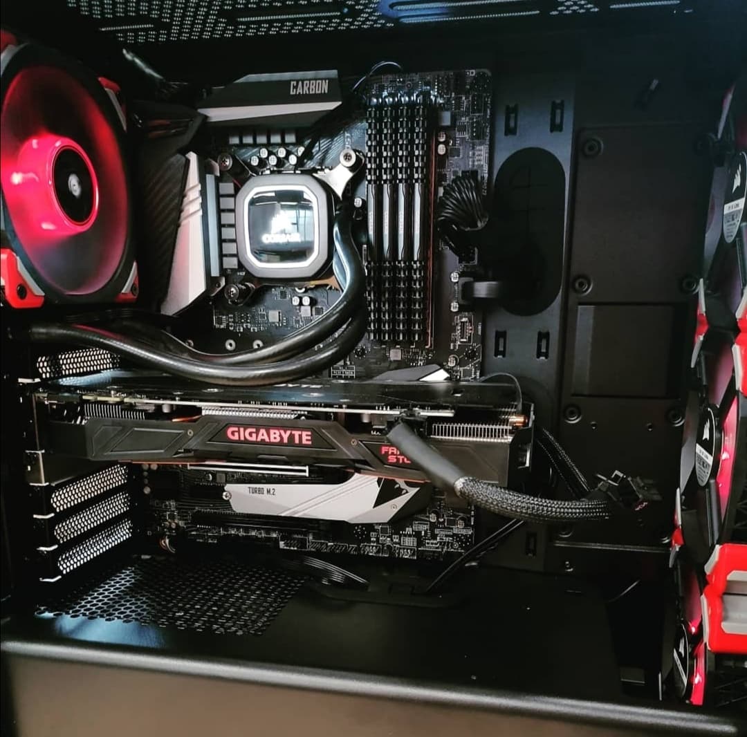 EverythingP3's tweet photo. Nice little gaming rig that we have built this morning. All set and ready for collection. Any questions / new parts / help required- please contact us! 

Call Us - 01282 42 40 41
Email Us - info@p3computers.com
Message Us - Facebook + Instagram + Twitter

Stay Safe ❣️ Team P3 https://t.co/eVLwX05odh