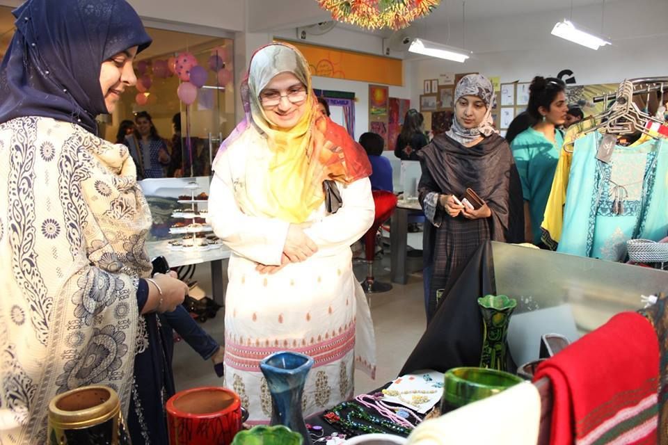 GriffinWorx's tweet image. We love Pakistan&apos;s female #entrepreneurs!

~

#startup #IgnitingHumanPotential #Griffinworx #nonprofit