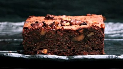 GetYourCooking1's tweet photo. You guys!!You don't wanna miss out on these sourdough #brownies!!!The Ultimate Chocolate Fudge Brownies made with sourdough🤤🤤
Get the recipe in our FREE cookbook here https://t.co/cRcDkTpIoi 

#freebies #FreebieFriday #chocolatelovers #brownie #sourdough #Cooking #cookingathome https://t.co/yLdM1umqZF