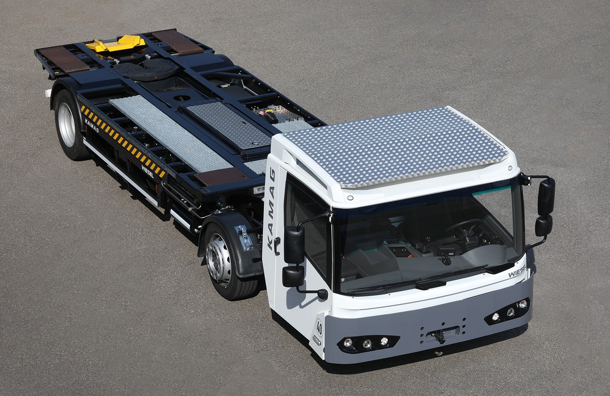 Four new KAMAG Wiesels for logistics service provider IPS Rangering AS: demand for more efficient handling logistics for swap bodies is increasing.

Read more:
▶️ow.ly/dZmn50A8Ser