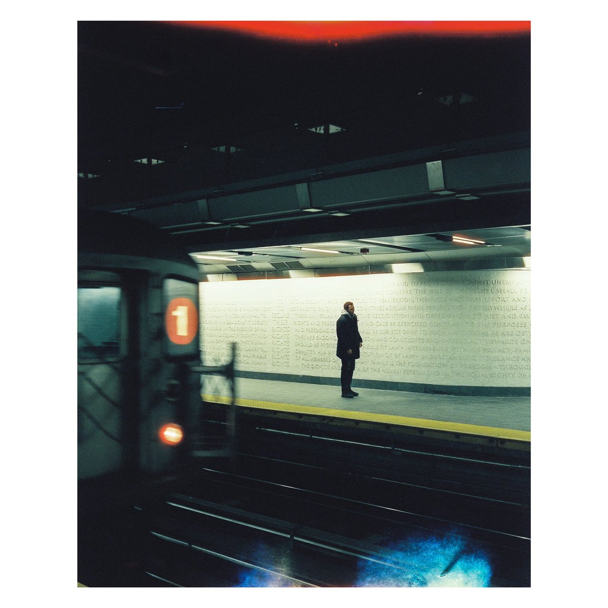 DeanShoots's tweet photo. Streets of New York at 1am. #film #photography #mediumformat #kodak https://t.co/45oiAM62sL