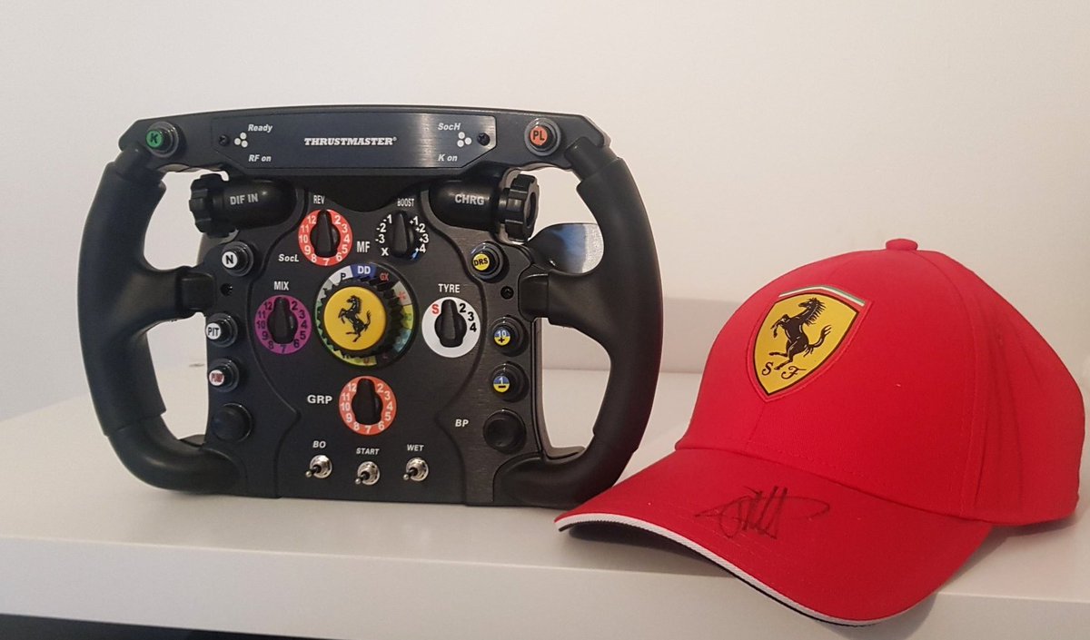 Jjoshmartin's tweet photo. Huge thanks to @TMThrustmaster for the delivery of the F1 Rim - looks pretty good next to my Vettel signed cap 😍 be sure to grab your one below 🔽

https://t.co/QeTdU9Qjwp https://t.co/g8xJ0rCVxg