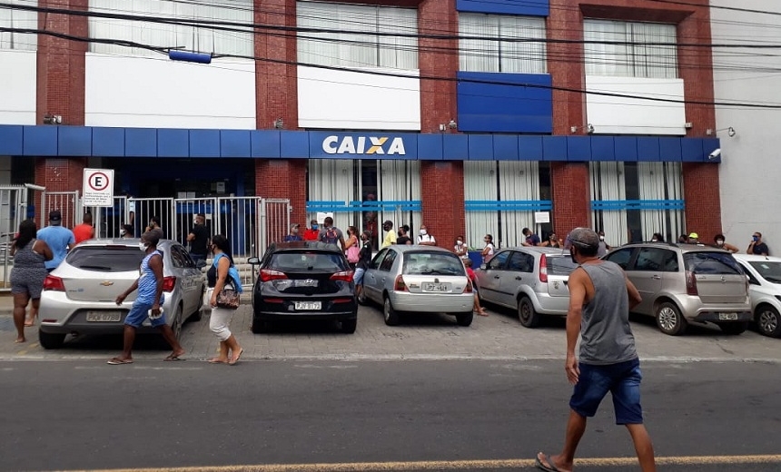 aratuonline's tweet photo. Confira quem recebe a 3ª parcela do auxílio emergencial nesta sexta-feira: https://t.co/rXc8JIx3jp https://t.co/0yyeCeEkA2