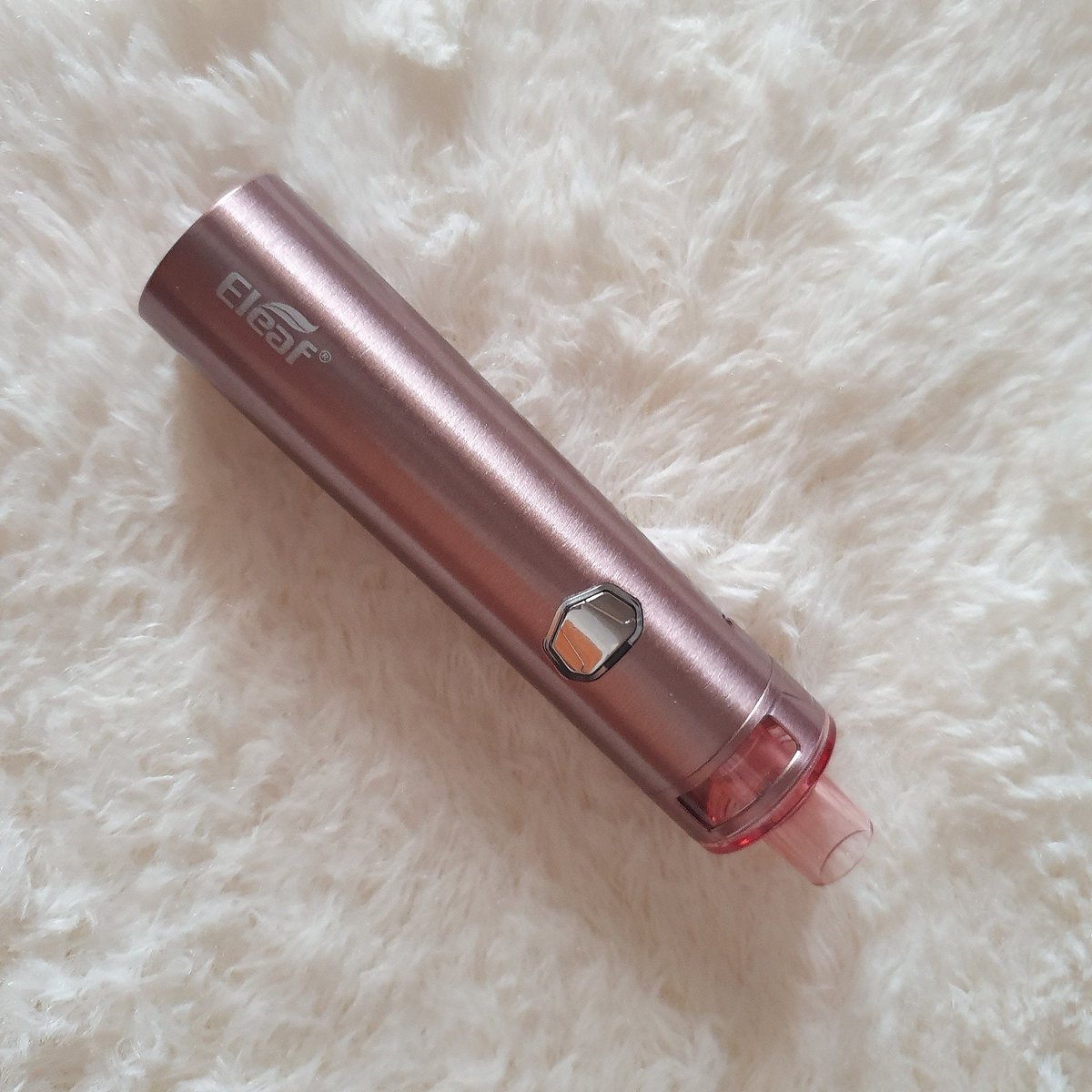 Tag a vaper who needs to see this incredible new brushed pink finish! 💨

#newcolour #vape #vaping #ijust #ijustaio #pink #finish #thinkpink