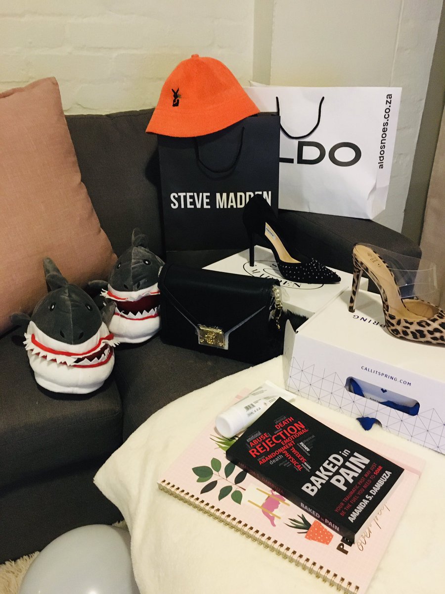 leptie's tweet photo. Mrs loved her surprise ❤️ https://t.co/RGJRwjazyO