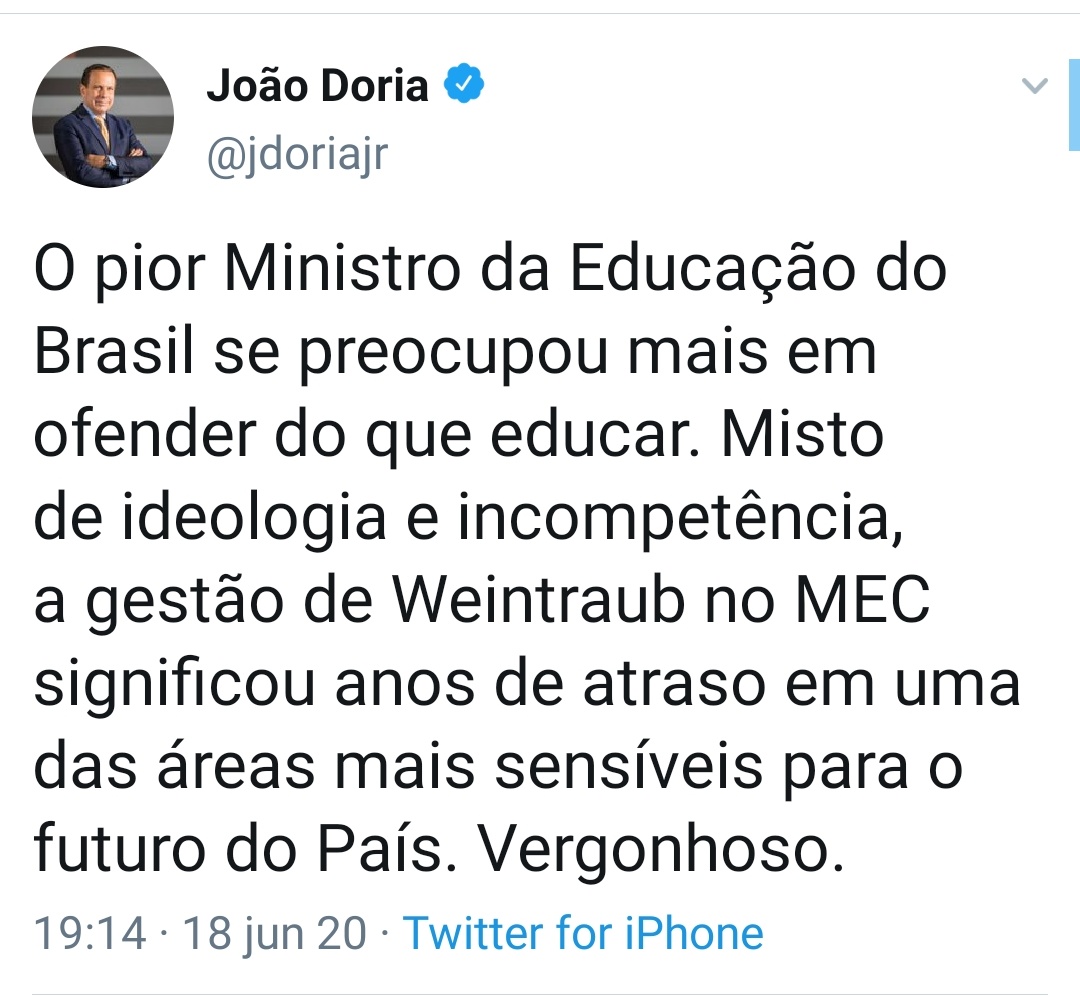 AbrahamWeint's tweet image. Gov Dória, docinho, que delícia!Pegue as compras dos hospitais de SP e compare com os preços dos hospitais universitários do MEC. Respirador, máscara, álcool gel, pode escolher. Caso tenha um item seu mais barato, uso sapato sem meia e calça apertada sem cueca, para não marcar 😚