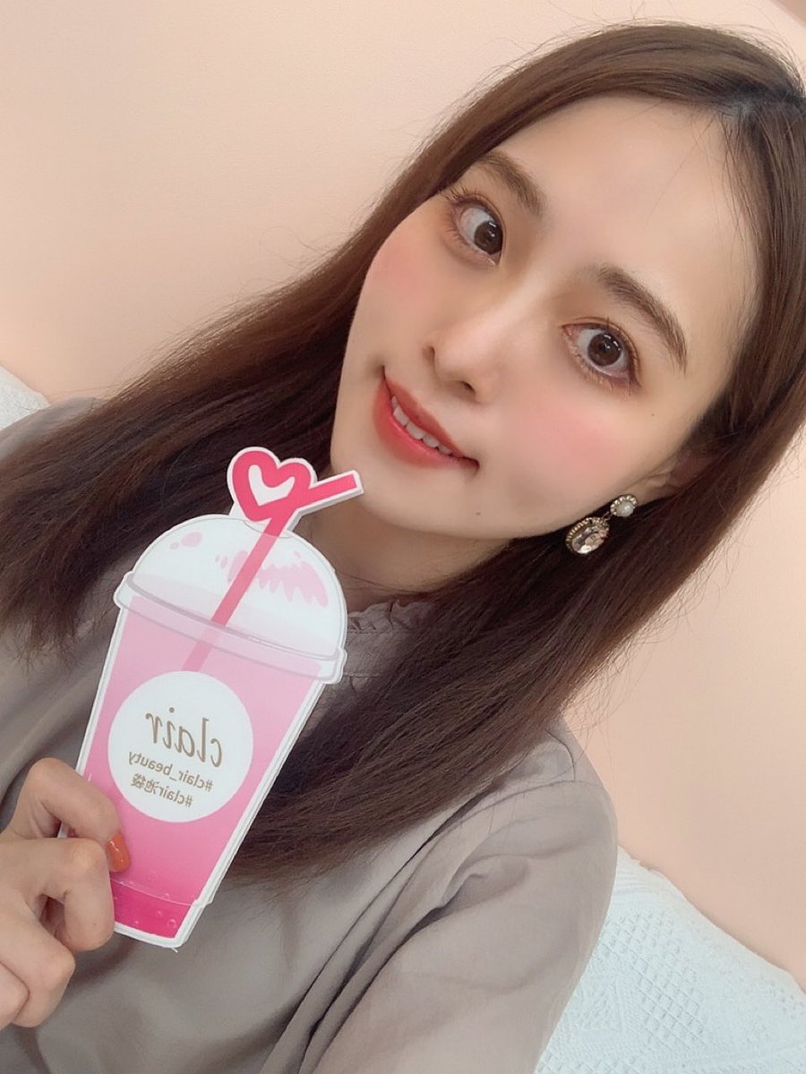 9898_seishin's tweet photo. 今日はフェイシャルエステサロン💆♀️
#clair池袋 さんへ行ってきました🧡
ビタミンCイオン導入とリンパデトックスマッサージを体験しました✨
肌触りがとっても良くなり肌のトーン
もアップしました🥺
とってもオススメなので是非行ってみてください😊
#clairbeauty #小顔矯正 #美容垢さんと繋がりたい https://t.co/nDLrECRx4T