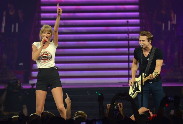 Younger Acts Got Signed- Billboard reported that following Taylor Swift's rise to fame, labels have increasingly become interested in signing young Country artists and singers who writes their own music.Two of the examples according to them are Kacey and Hunter Hayes.