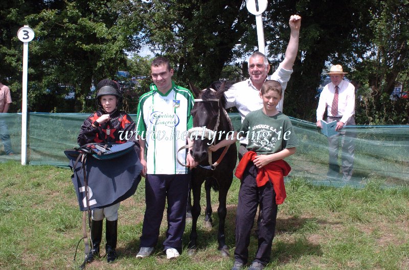 patcashhealy's tweet photo. #FromTheArchives 15 years ago today 19-6-2005.
Castleisland Pony Races.
@emmet_mac won with "Little Rock" and "Maniac"(c)https://t.co/voWGTccgic https://t.co/IQHEoNL1NH