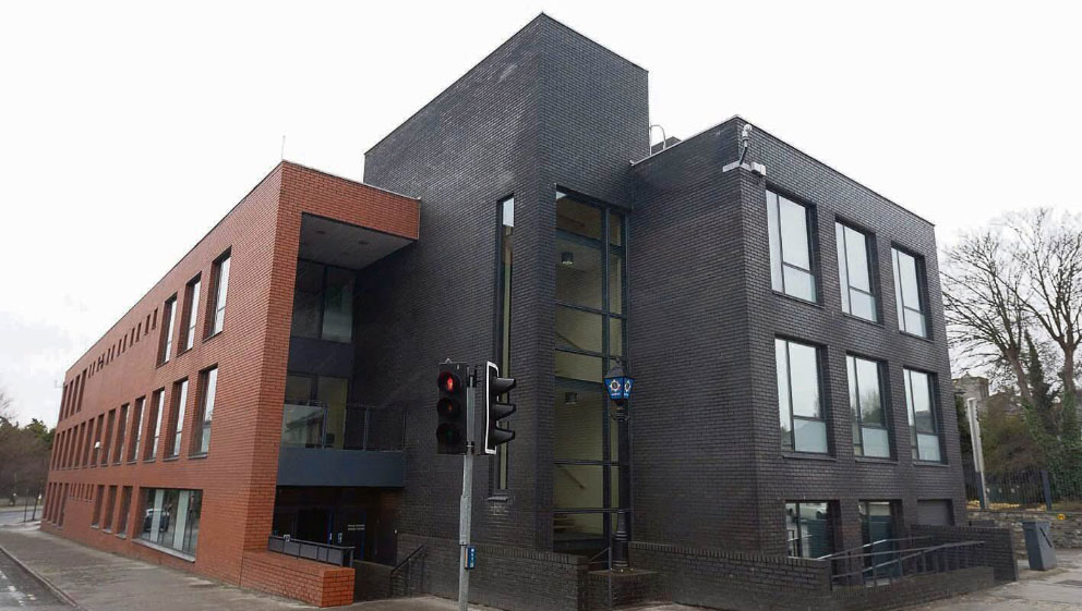 CllrEoinOBroin's tweet image. A book of condolence has been opened in the Clondalkin, Ballyfermot and Rathcoole Garda Stations for any member of the public who wish to offer their condolences to the family, friends and colleagues of Detective Garda Colm Horkan. Ar dheis Dé go raibh a anam.