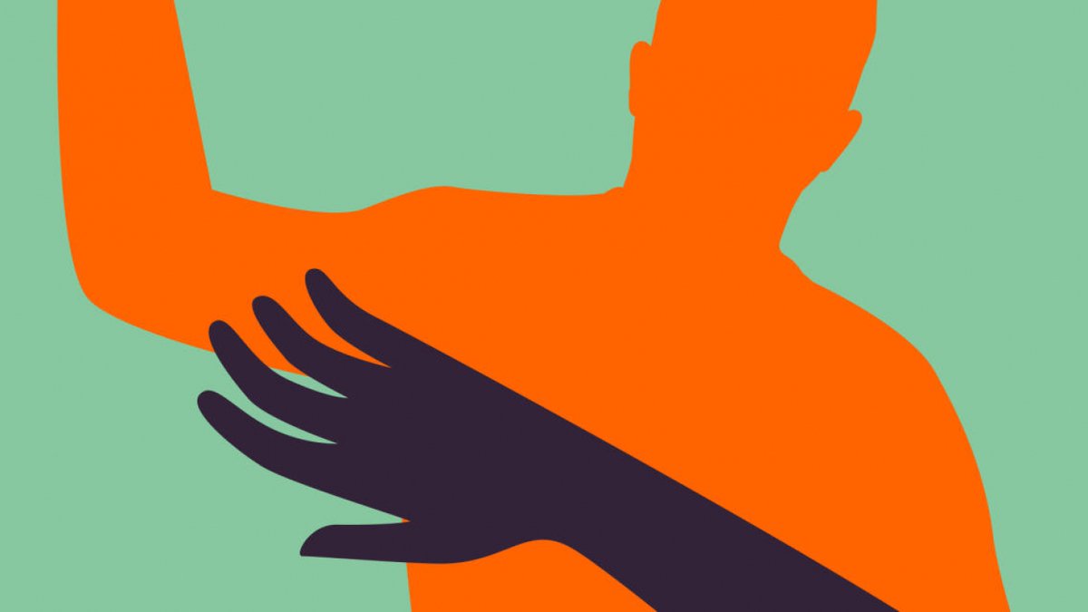 DialogmodVold's tweet image. Vigtig radiodokumentar 'Hjælp mig, jeg slår min kæreste' ude nu på @P1radio. I Dialog mod Vold tror vi på, at vi kan nedbringe antallet af voldshændelser i Danmark, ved at sikre behandling til voldsudøvere!