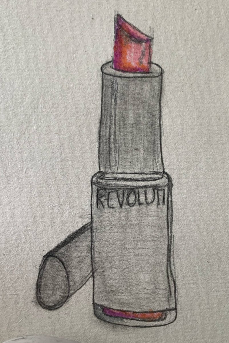 Mrsgreen_tsc's tweet photo. Some Year 8 Responses to the observational drawing task set. Well done all. @YGTredegarCS @hofartdt @BlaenauGwentCBC #staylearningbg https://t.co/kD3TJb6ZqZ