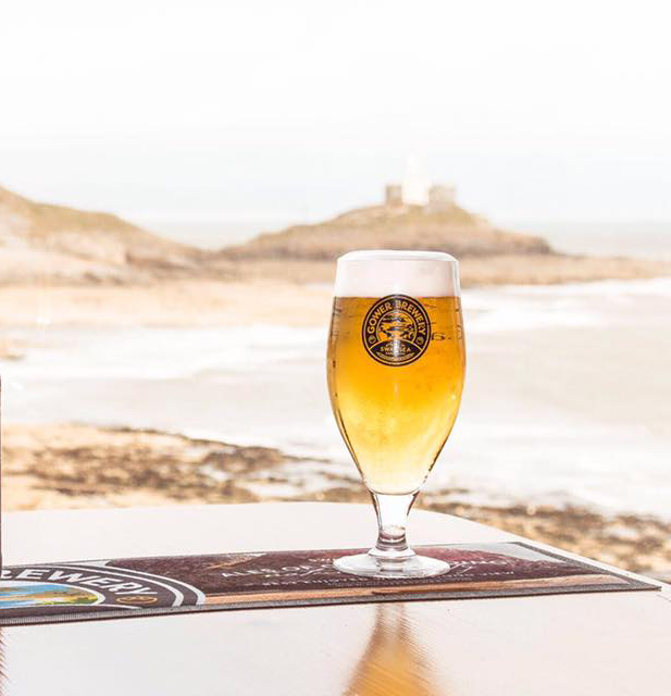 beerandpub's tweet photo. Established in 2011 in the UK's first area of outstanding natural beauty, Swansea's @GowerBrewery produce a diverse range of beers using traditional methods, under the direction of master brewer Dave Campbell. You can find their beers online &amp; through independent bottle shops. https://t.co/KmRprWsrT5