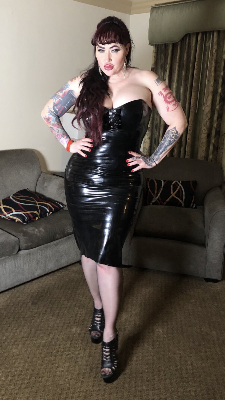 Domain Domina on X: Inspiration: @juliesimone7 t.coJrSbTyADEq I  FEEL THE BUZZ IN MY ENTIRE BODY I get an intense high when everything falls  into place, people stop playing a role and just