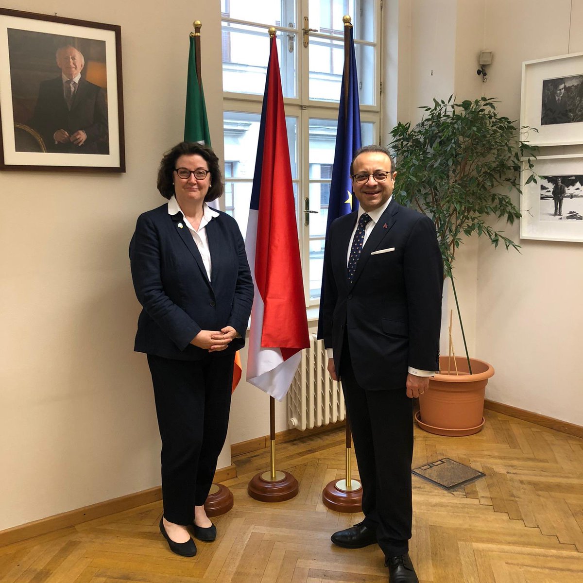 A pleasure to welcome HE Egemen Bağış to @IrlEmbPrague @TurkishEmbassyP congratulate #Turkey on #PGA appointment & share perspectives  #Europe #UN @simoncoveney @HMcEntee @dfatirl @IrlEmbAnkara @irishmissionun  @CzechMFA #UNSCelections