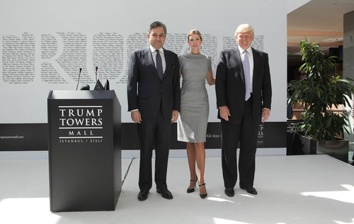 Trump's business partner, seen here, is pursuing a natural gas deal to dramatically boost the U.S.-Turkish energy trade for more than a decade.A US company behind it expects "strong support" from Trump, Erdogan, &  @EximBankUS.My latest  @CourthouseNews:  https://www.courthousenews.com/trump-cronys-gas-deal-reignites-conflict-of-interest-concerns/