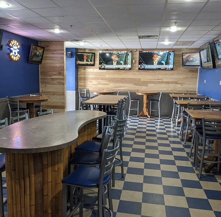 Aroogas's tweet image. NEW 22! Come check out the complete renovation of the original Arooga’s location in Harrisburg PA!!! We open today at 4pm &amp;amp; go until 2am. Kitchen closes at midnight.

#arooganation #aroogas #aroogas22 #22 #OG #open #awesome #friday #renovationproject #renovation #12years