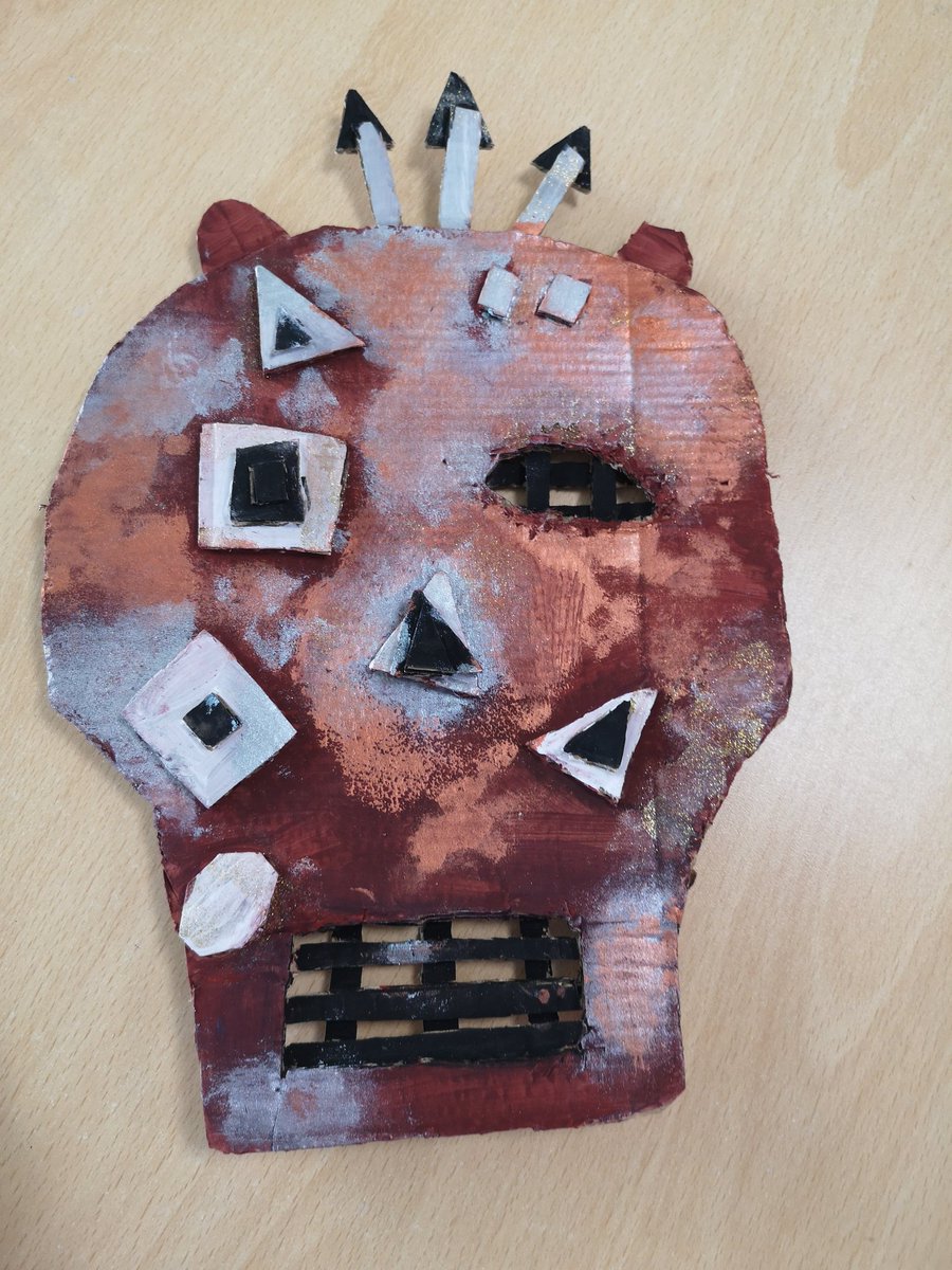 StlensY's tweet photo. Yr6 in school have been creating masks based on 'The Viewer'. Those still at home - can you make a mask based on your favourite book? We'd love to see them. https://t.co/kmpXYdwLce