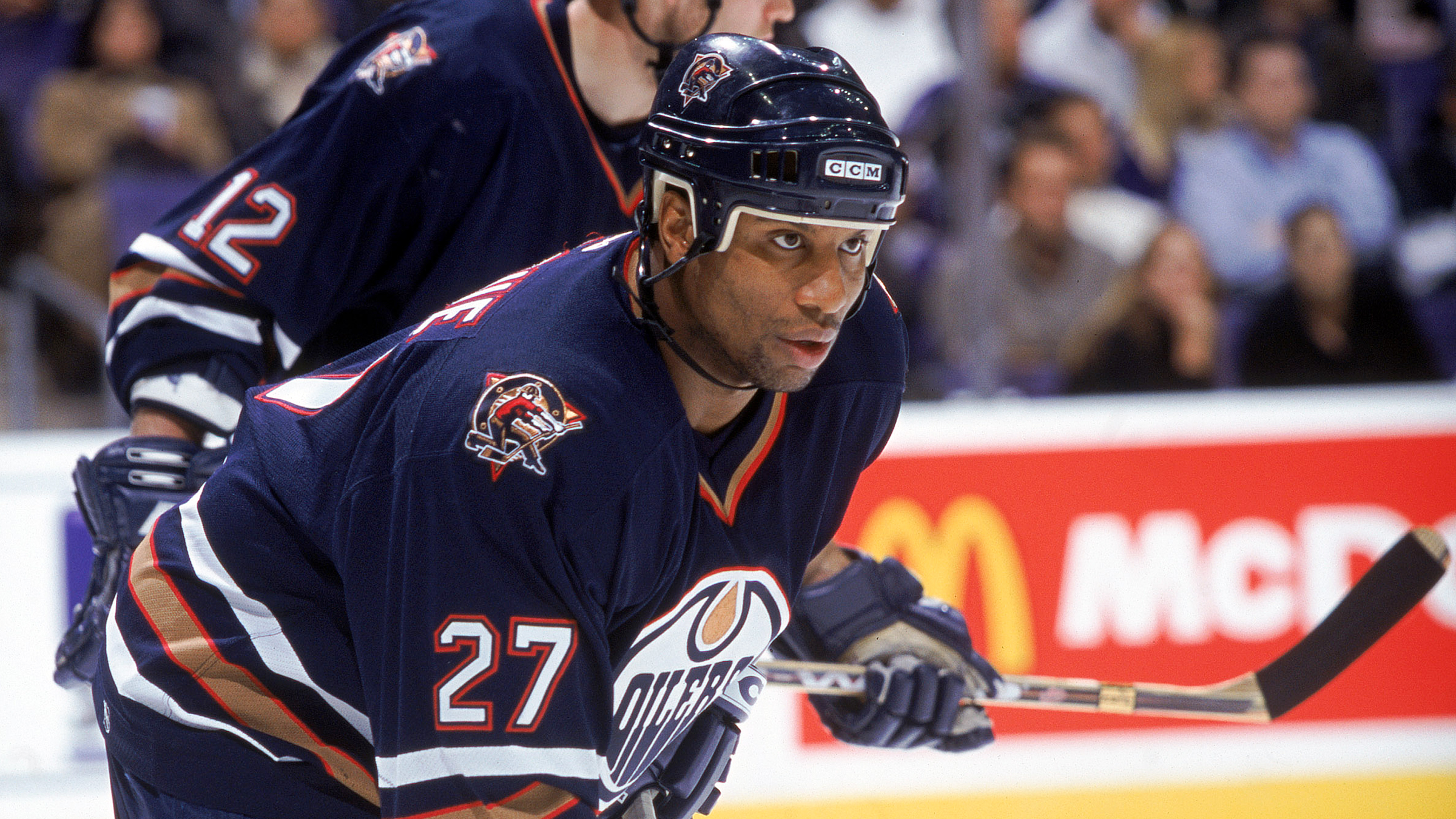 Edmonton Oilers on X: #Oilers leading scorer Anson Carter is seen here  sporting the third jersey during the 2001-02 season #FlashbackFriday   / X