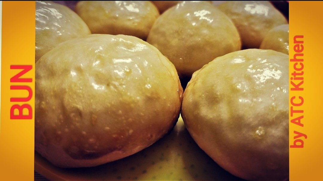 AtcKitchen's tweet image. Perfect Bun without oven | চুলায় তৈরি বান
youtu.be/wMpqHQq7m9g
 টাটকা গরম গরম বান/ বন রুটি কার না ভালো লাগে। এটি তৈরি করতে ওভেনেরও প্রয়োজন পড়বে না। তো দেখেনিন সহজ এই রেসিপিটি।#foodporn #recipes #atckitchen #bangladesh #cooking #cookingathome #cookingvideos #bun #burger