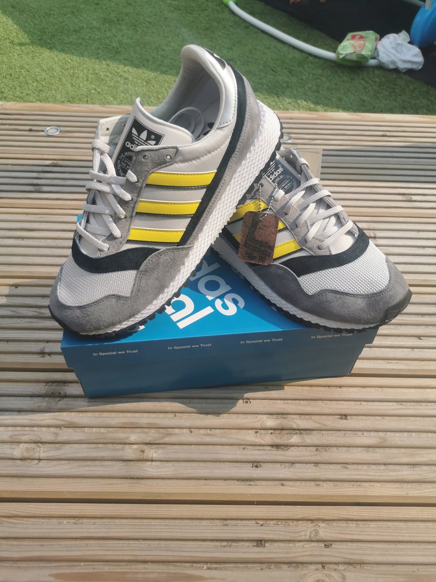 hoggy_85's tweet photo. Ashurst for sale size 8.5. Picked up in Hanon raffle and cost £95. Size not suitable. Just looking money I paid back plus postage if anyone's interested? @adiFamily_ @RetroSolesUK @RevsJr
Retweets appreciated. https://t.co/EpSCMDAvhd