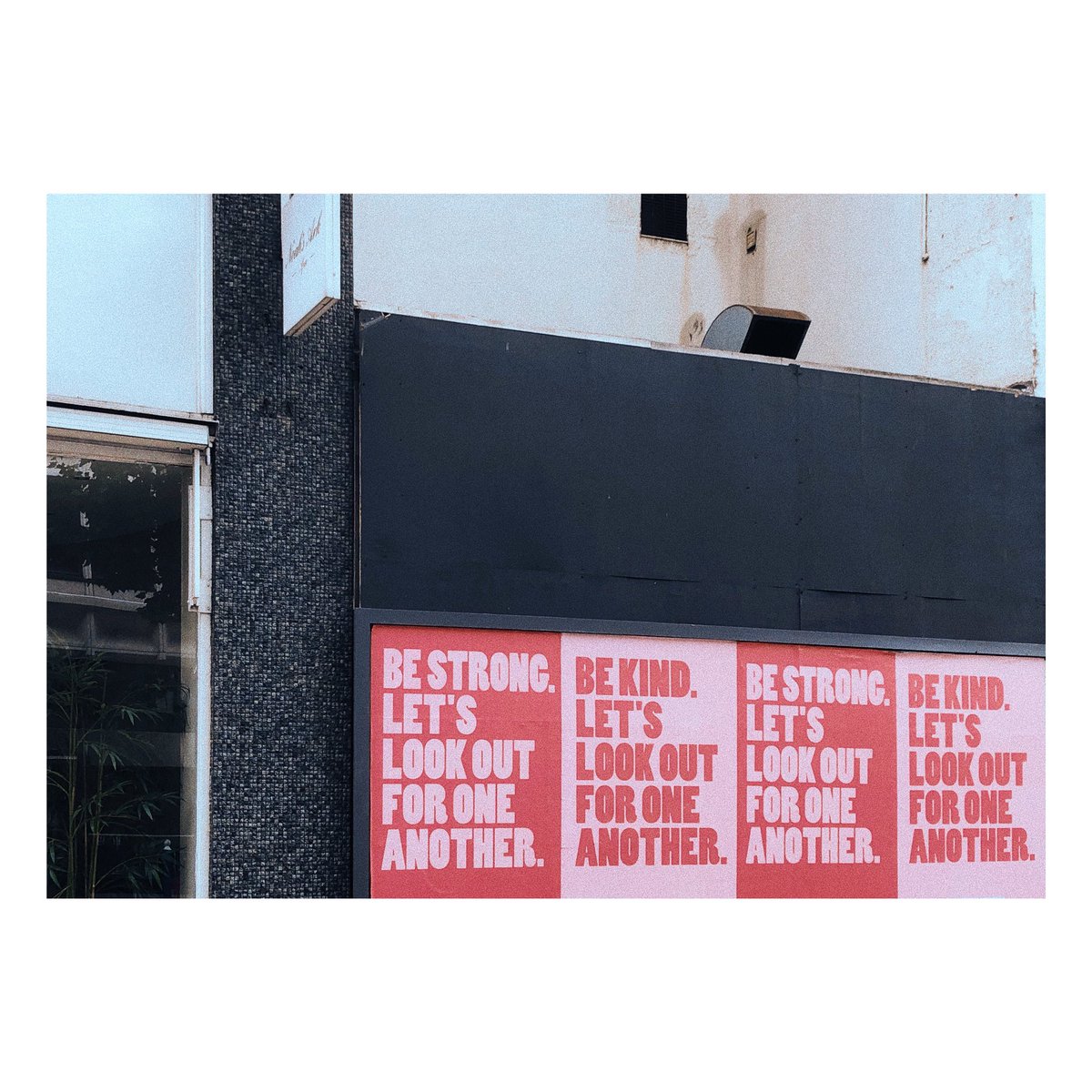 Spotted in Putney 👏🏾👏🏼