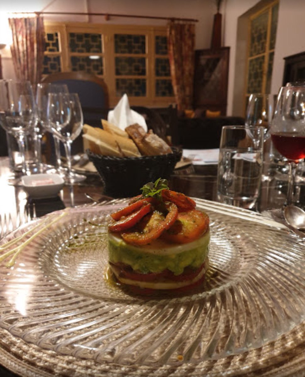 5) “Le BACCHUS”~~ Elig EssonoAverage price: 9000Frs